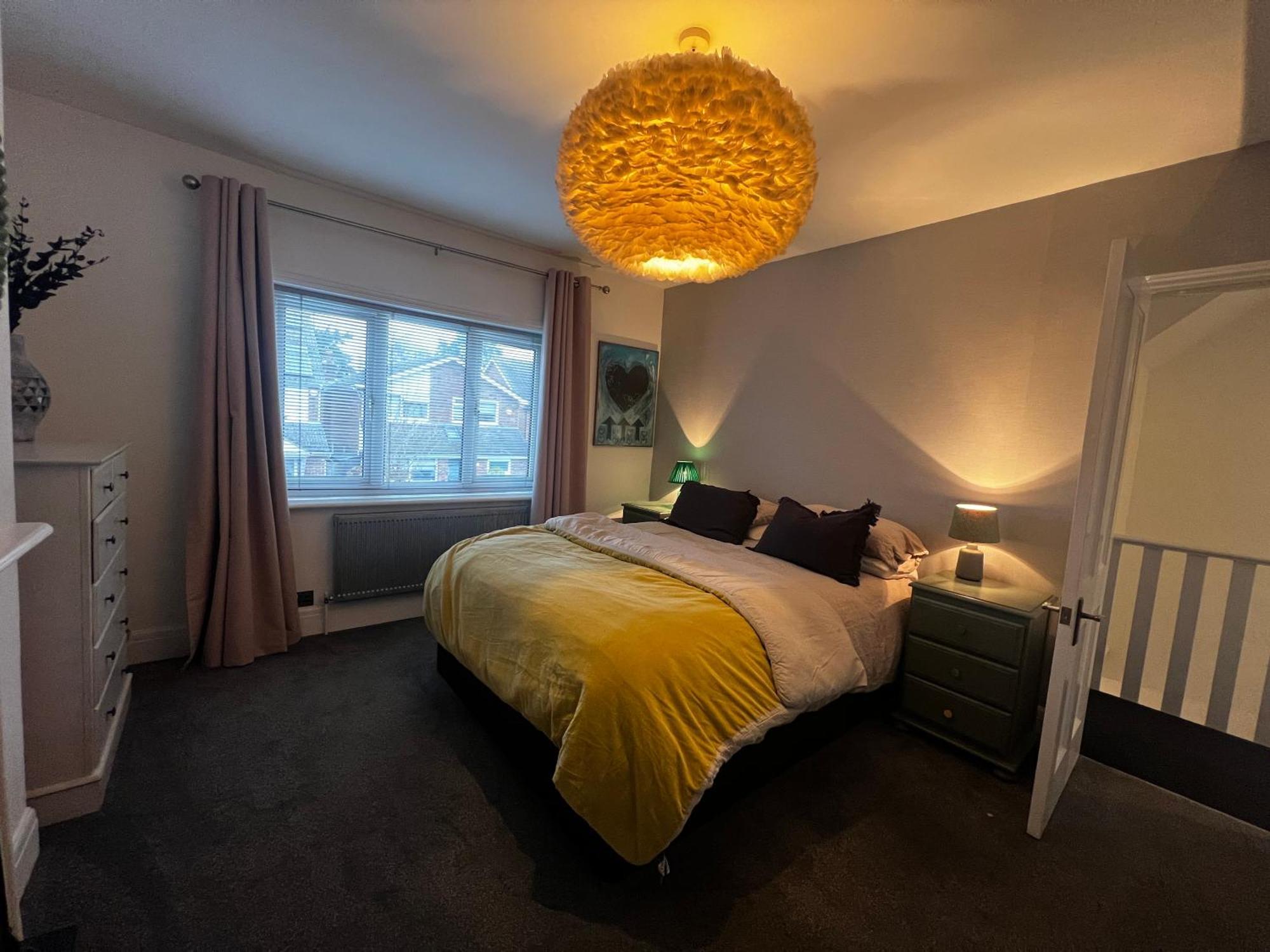 Warm And Cosy City Centre Home Near Train Station شيشستر المظهر الخارجي الصورة